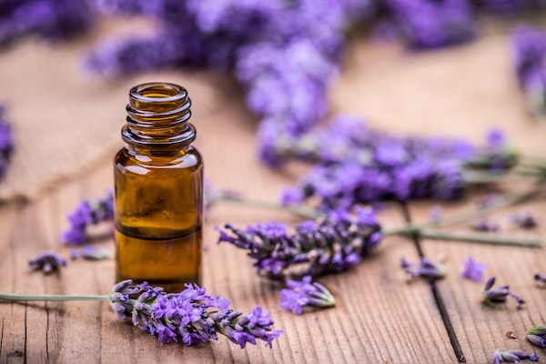 the Benefits of Essential Oils