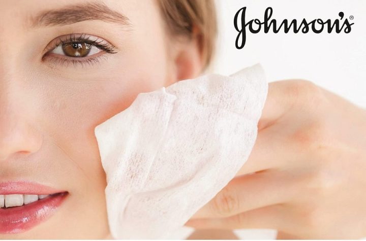 Johnson’s Facial Wipes